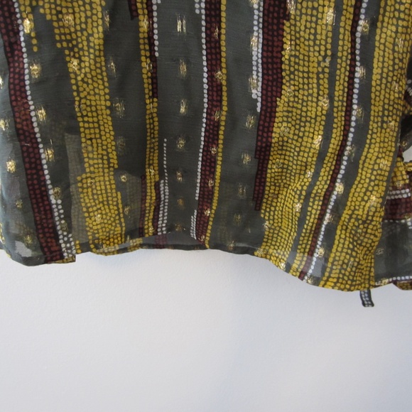 Common Thread Silk Textured Top/Size Small - Picture 7 of 11